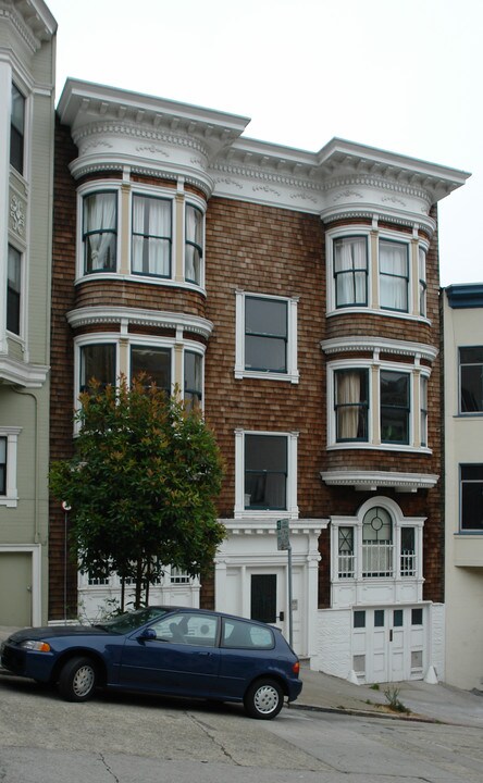 1120-1126 Montgomery St in San Francisco, CA - Foto de edificio