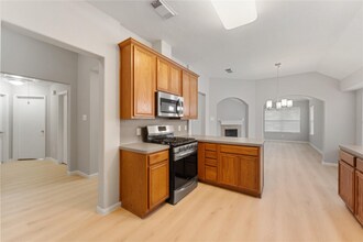 5930606419 A in Manvel, TX - Building Photo - Building Photo