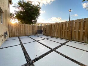 9345 SW 220th St in Cutler Bay, FL - Building Photo - Building Photo