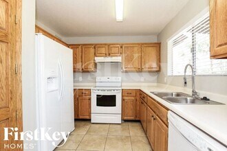 21036 N 34th Dr in Phoenix, AZ - Building Photo - Building Photo