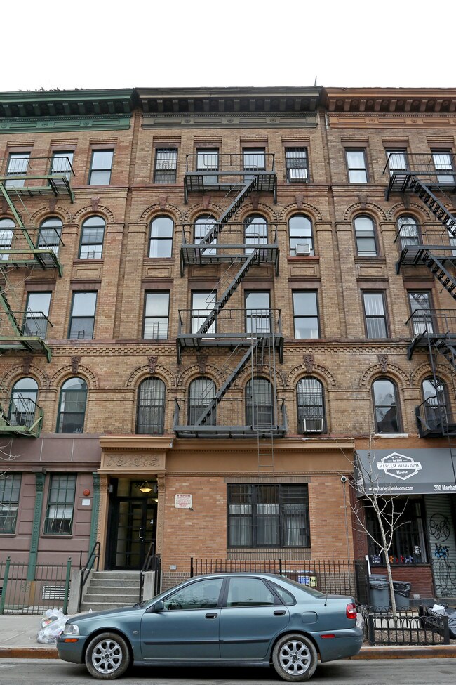 392 Manhattan Ave in New York, NY - Building Photo - Building Photo