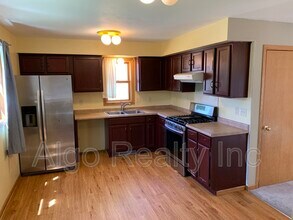 2827 N Aldrich Ave in Minneapolis, MN - Building Photo - Building Photo