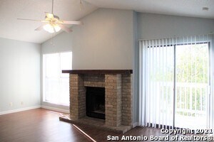 7534 Windsor Oaks in San Antonio, TX - Building Photo - Building Photo