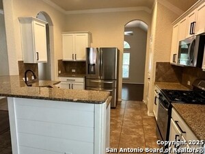 8434 Western Way in San Antonio, TX - Foto de edificio - Building Photo