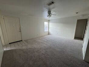 1706 Benttree Dr-Unit -# A in Killeen, TX - Building Photo - Building Photo