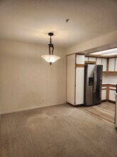 8707 E Indian Hills Rd, Unit H in Orange, CA - Building Photo - Building Photo