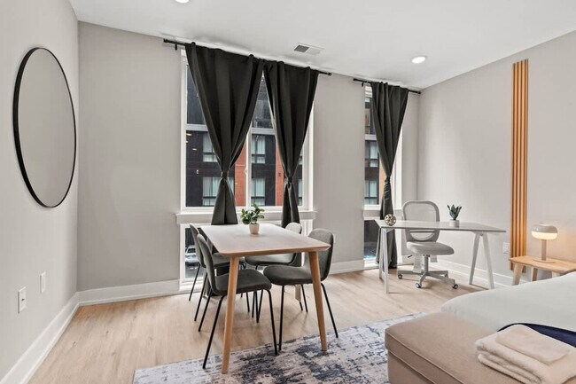 916 N Delaware Ave in Philadelphia, PA - Building Photo - Building Photo