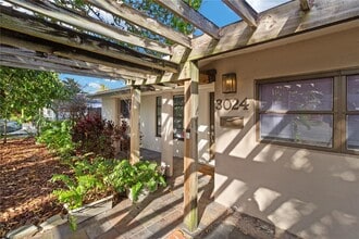 3024 NE 2nd Terrace in Wilton Manors, FL - Building Photo - Building Photo