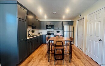 4360 Vinegar Hill Rd in Skaneateles, NY - Building Photo - Building Photo