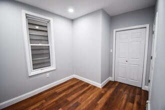 17 Troy St in Jersey City, NJ - Building Photo - Building Photo