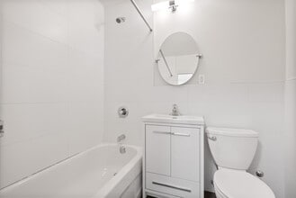 1017 Woodbine in Toronto, ON - Building Photo - Building Photo
