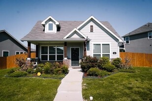 1995 Diorite Ln in Forney, TX - Building Photo