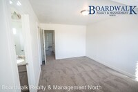 440 1625 N photo'