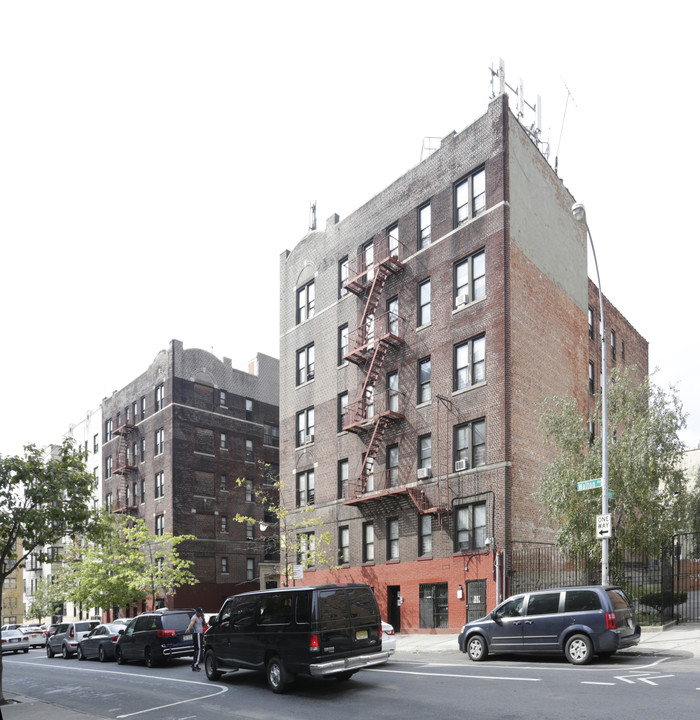 1177 Walton Ave in Bronx, NY - Building Photo