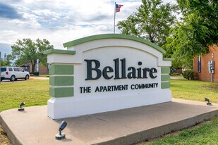 Bellaire Apartments in Lawton, OK - Building Photo