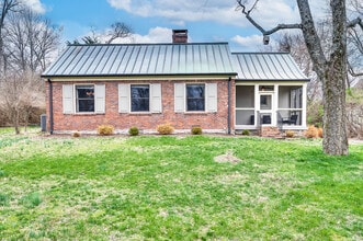 4206 Farrar Ave in Nashville, TN - Foto de edificio - Building Photo