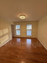 8305 Hobhouse Cir in Raleigh, NC - Building Photo - Building Photo