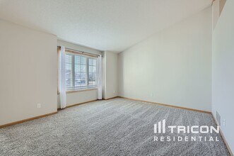 17626 Grant St NW in Elk River, MN - Building Photo - Building Photo
