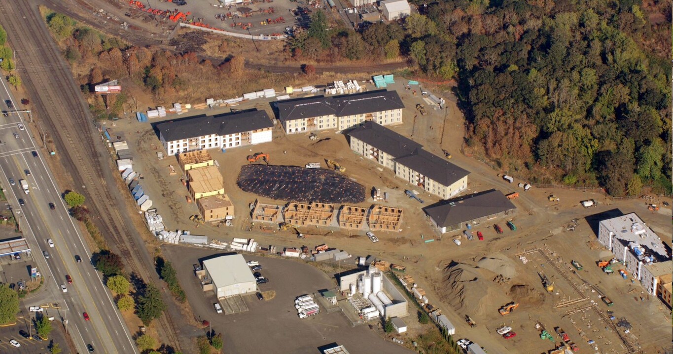 Broadleaf Arbor in Saint Helens, OR - Building Photo