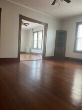 220 Front St, Unit 2 in Winchendon, MA - Foto de edificio - Building Photo