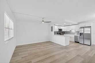 103 Brittany Ln in Delray Beach, FL - Building Photo - Building Photo
