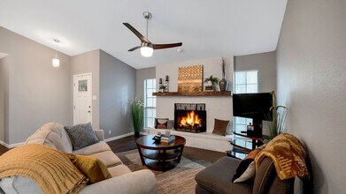 112 Wanda St in Boerne, TX - Building Photo - Building Photo