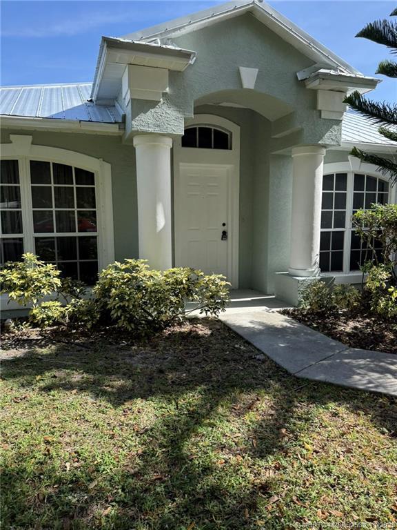 781 NW Grenada St in Port St. Lucie, FL - Building Photo - Building Photo