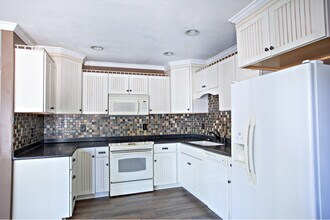 114 W Main St, Unit 114 Back in Centerville, IN - Building Photo - Building Photo