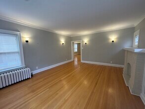 6208 N Artesian Ave in Chicago, IL - Building Photo - Building Photo
