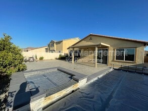 28432 Abbey Ln in Menifee, CA - Building Photo - Building Photo