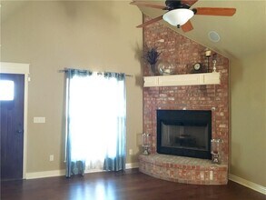 3801 S W Capstone Ave in Bentonville, AR - Building Photo - Building Photo