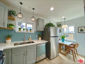 11702 Dorothy St in Los Angeles, CA - Building Photo - Building Photo