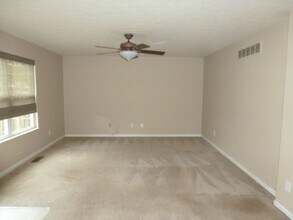 1004 Wild Flower Ln in Maineville, OH - Building Photo - Building Photo