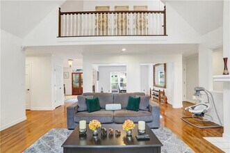 745 Winterwind Way in Roswell, GA - Building Photo - Building Photo