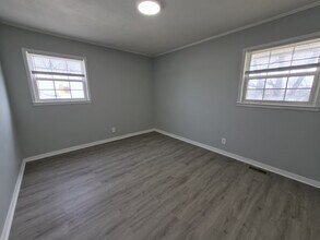 3747 Ireland Dr in Indianapolis, IN - Building Photo - Building Photo