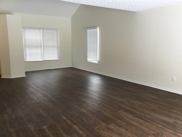 5126 Algean Dr in Canal Winchester, OH - Foto de edificio - Building Photo