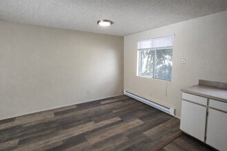 1122 Francis Ave, Unit 7B in Walla Walla, WA - Building Photo - Building Photo