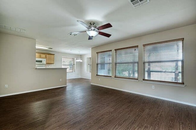 1120 Sundrop Pl in Round Rock, TX - Building Photo - Building Photo