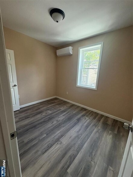 property at 172 N Main St