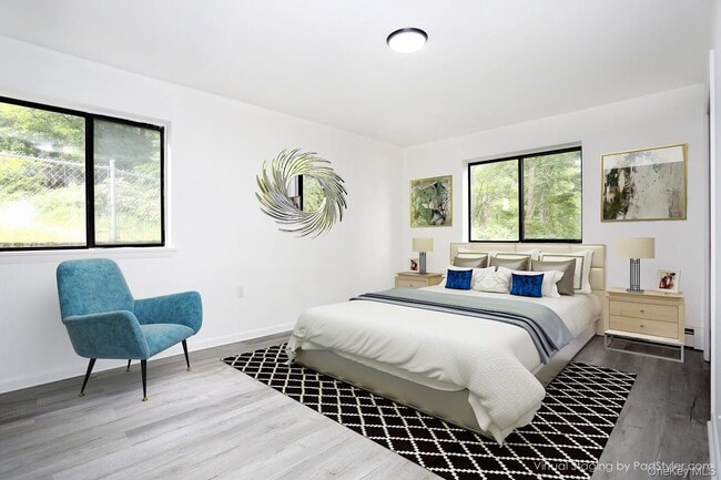 366 Concord Ln in Middletown, NY - Building Photo - Building Photo