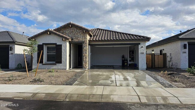 7959 W Hayward Ave in Glendale, AZ - Building Photo - Building Photo