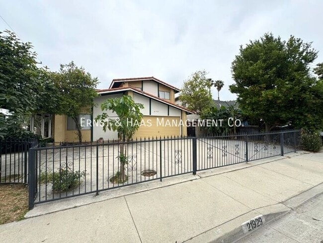 21929 Water St in Carson, CA - Building Photo - Building Photo