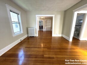 20 Hunnewell Ave in Boston, MA - Foto de edificio - Building Photo