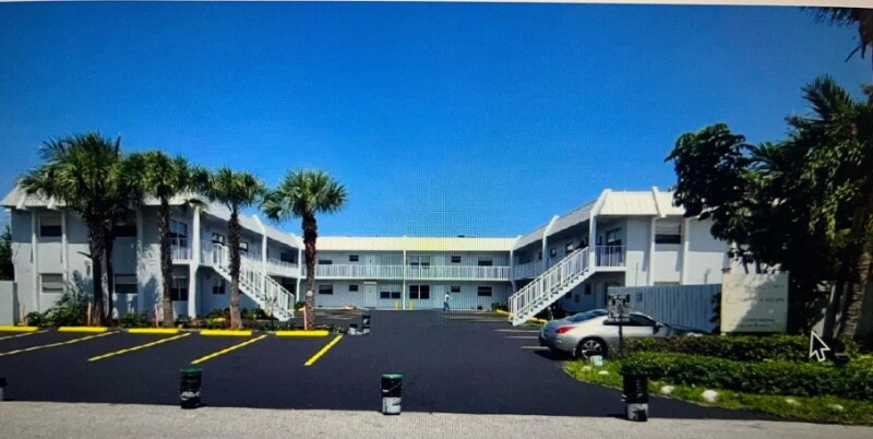 8 SE 19th Ave in Pompano Beach, FL - Building Photo