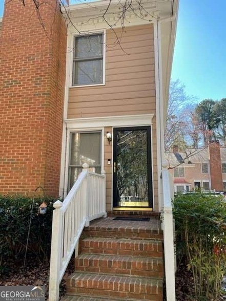 7500 Roswell Rd, Unit 57 in Atlanta, GA - Building Photo - Building Photo