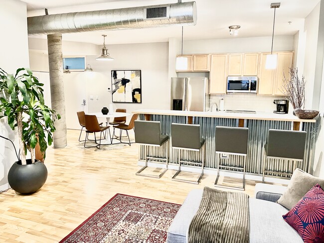 property at 2422 Tremont Pl