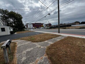 69 Lake St in Patchogue, NY - Building Photo - Building Photo