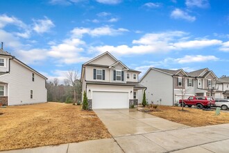 8420 Jordan Meadow Dr in Fuquay Varina, NC - Building Photo - Building Photo