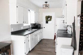 6406 NW Arrowhead Dr in Lawton, OK - Building Photo - Building Photo