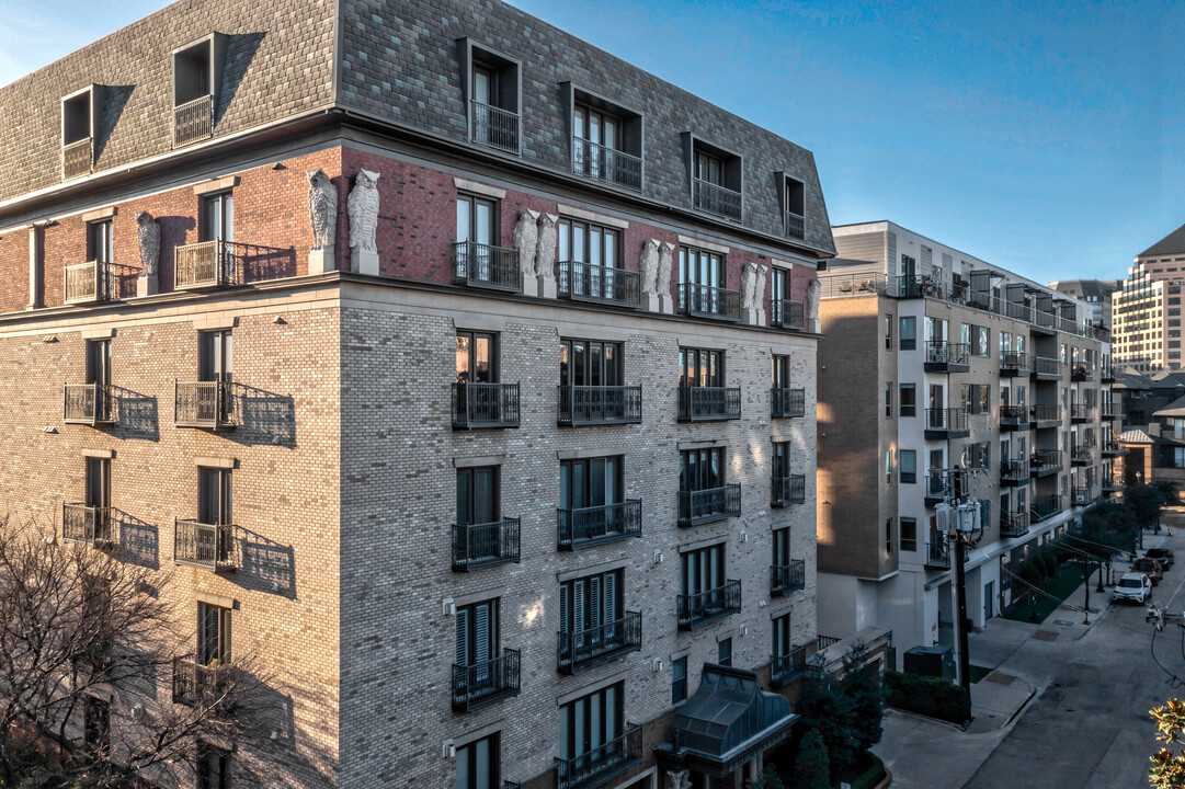 Drexel Montane Apartments in Dallas, TX - Foto de edificio